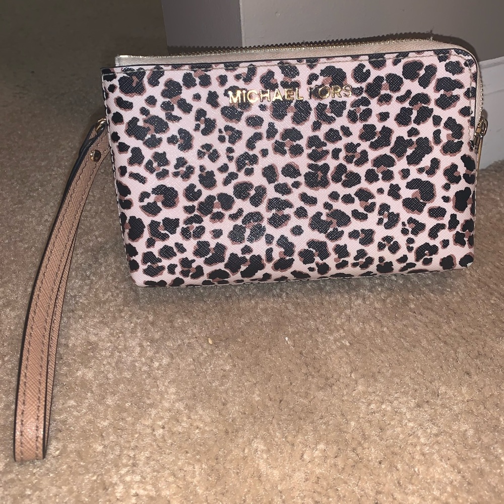 Tan Michael Kors wallet